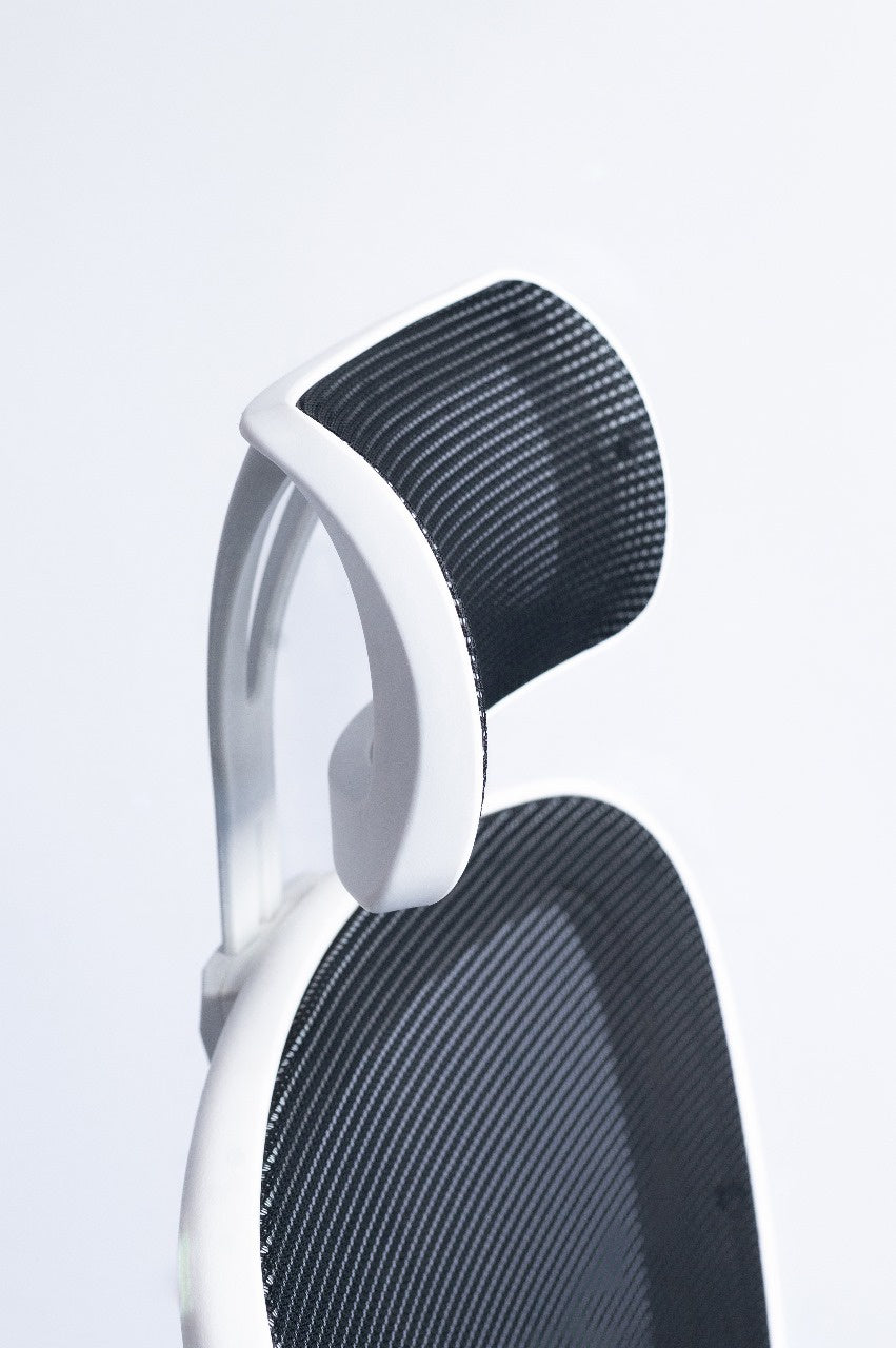 Milano Chair – White Frame, Plastic Base