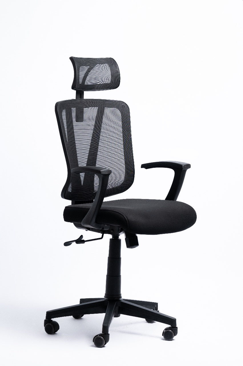 Sky Chair with Headrest – Black Frame