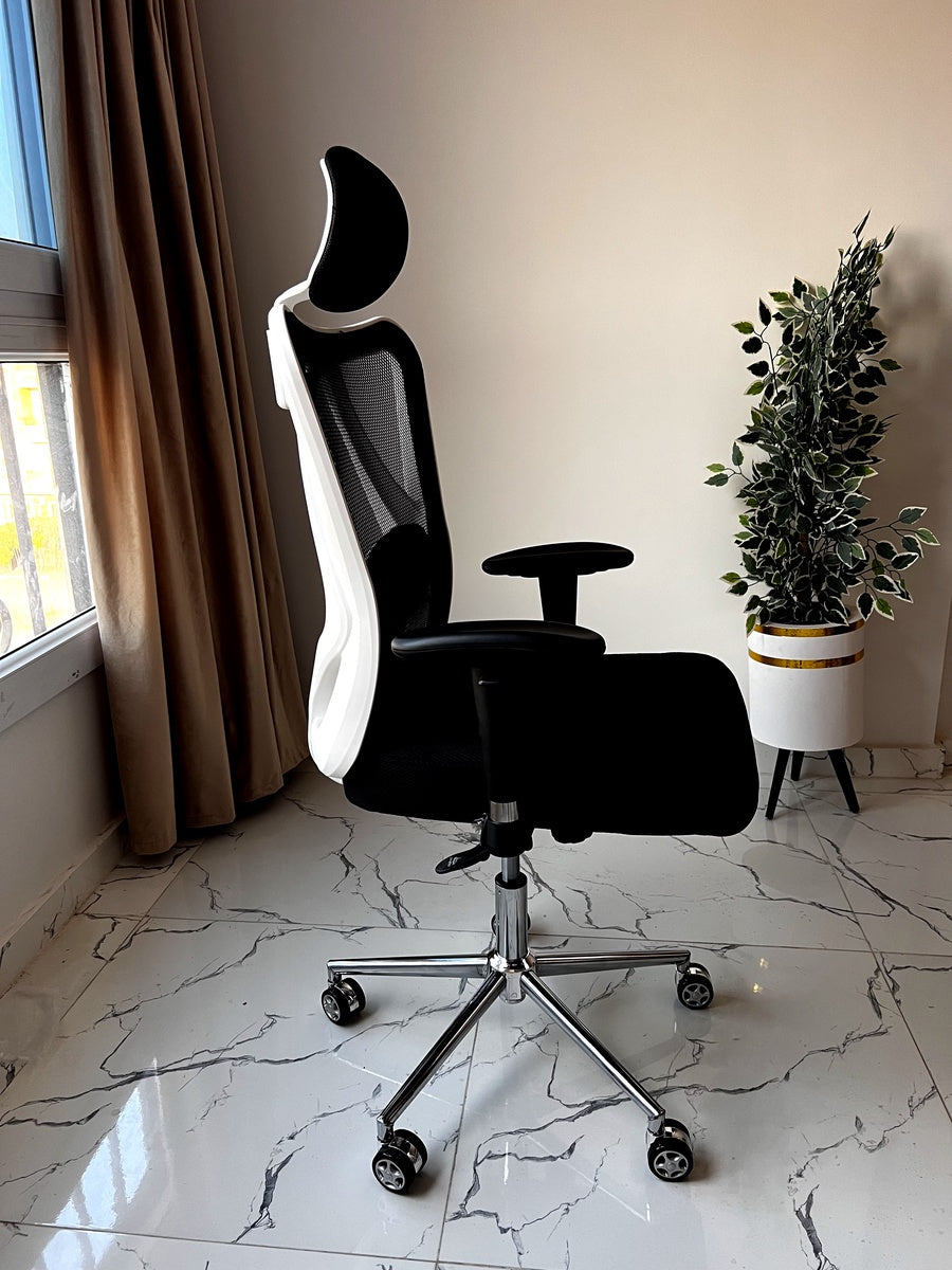 Victor Chair – White Frame