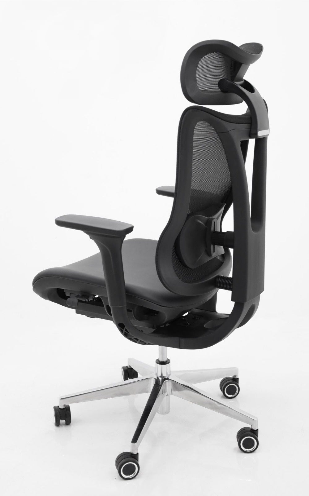 Montaro Chair-latex foam seat